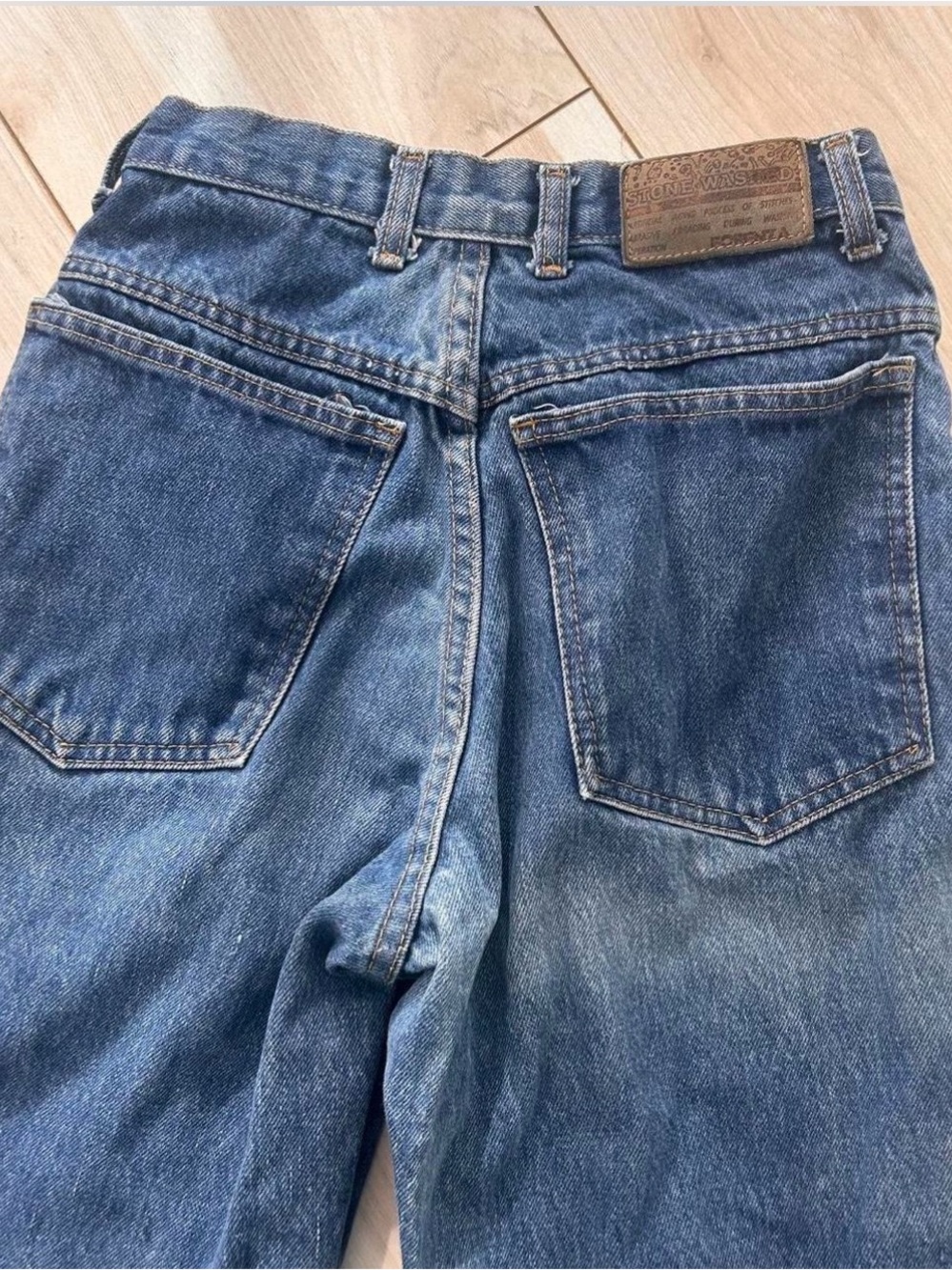 Forenza Denim Jeans in Blue with Gold Stitching - Picture 6 of 8